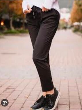 Zyia Active Everyday Black Drawstring Pants - Casual Everyday Wear